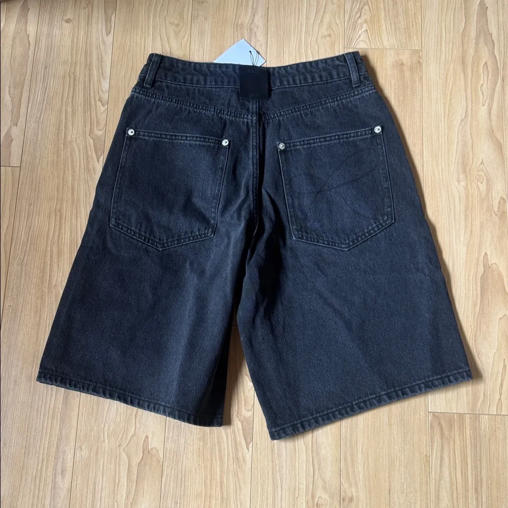 REBE DILLON SHORTS WASHED BLACK Size XS - Image 4
