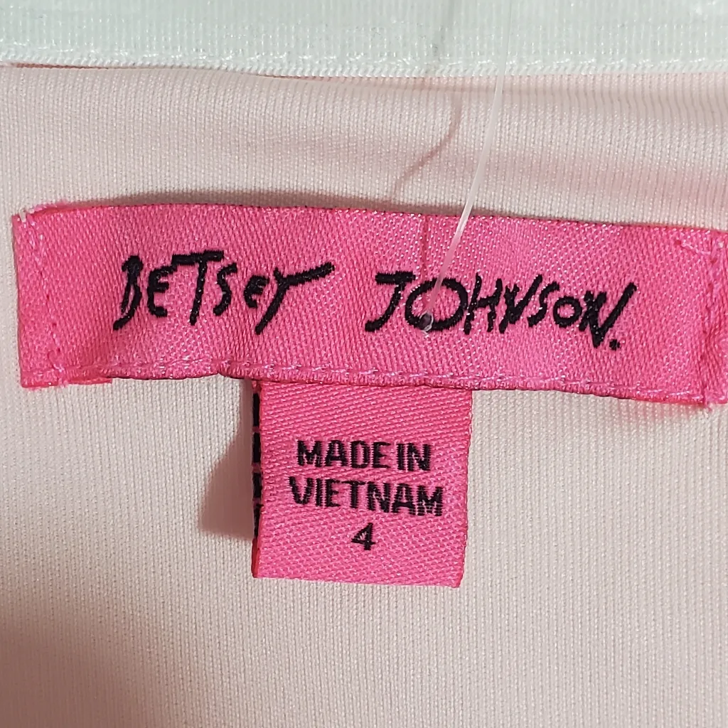 Betsey‎ Johnson Women's Pink Off-Shoulder Bell Sleeve Sheath Dress. Size: 4 - Image 8