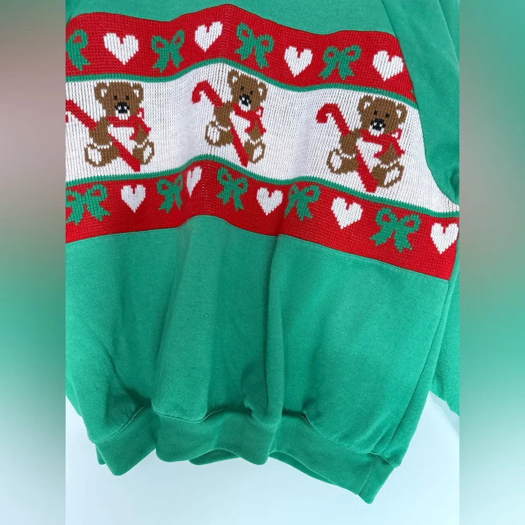 VTG BEST BETS Christmas Sweater Sweatshirt Teddy Bear Design Funky Multi Color M Green Size M - Image 4