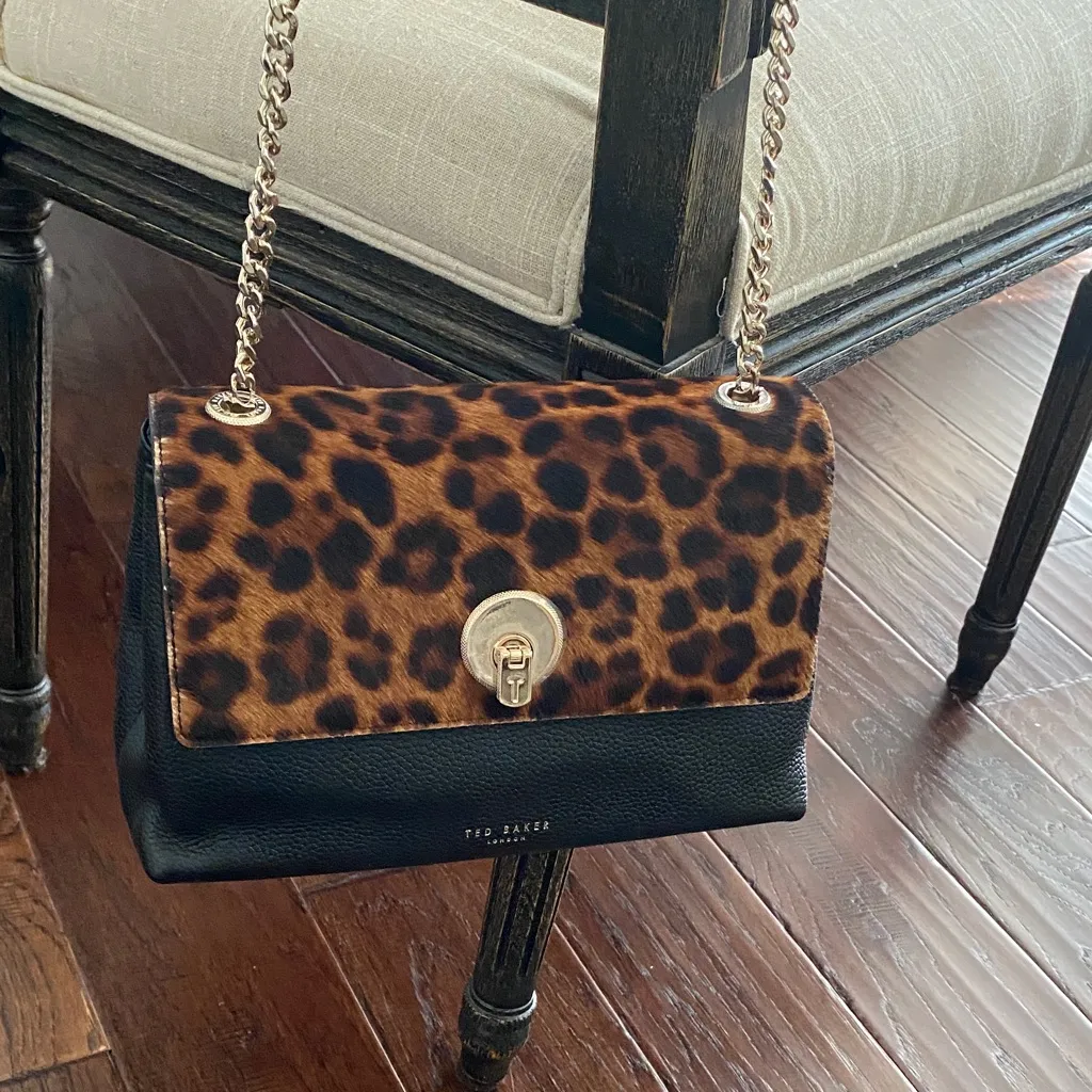 Ted Baker Luccie Leopard Circle Lock Crossbody Bag - Image 3