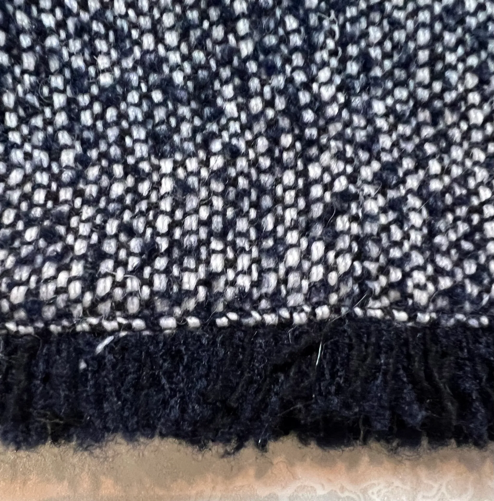 Ellen Tracy | ladies classic look, tweed pencil skirt. Size: 12 - Image 2