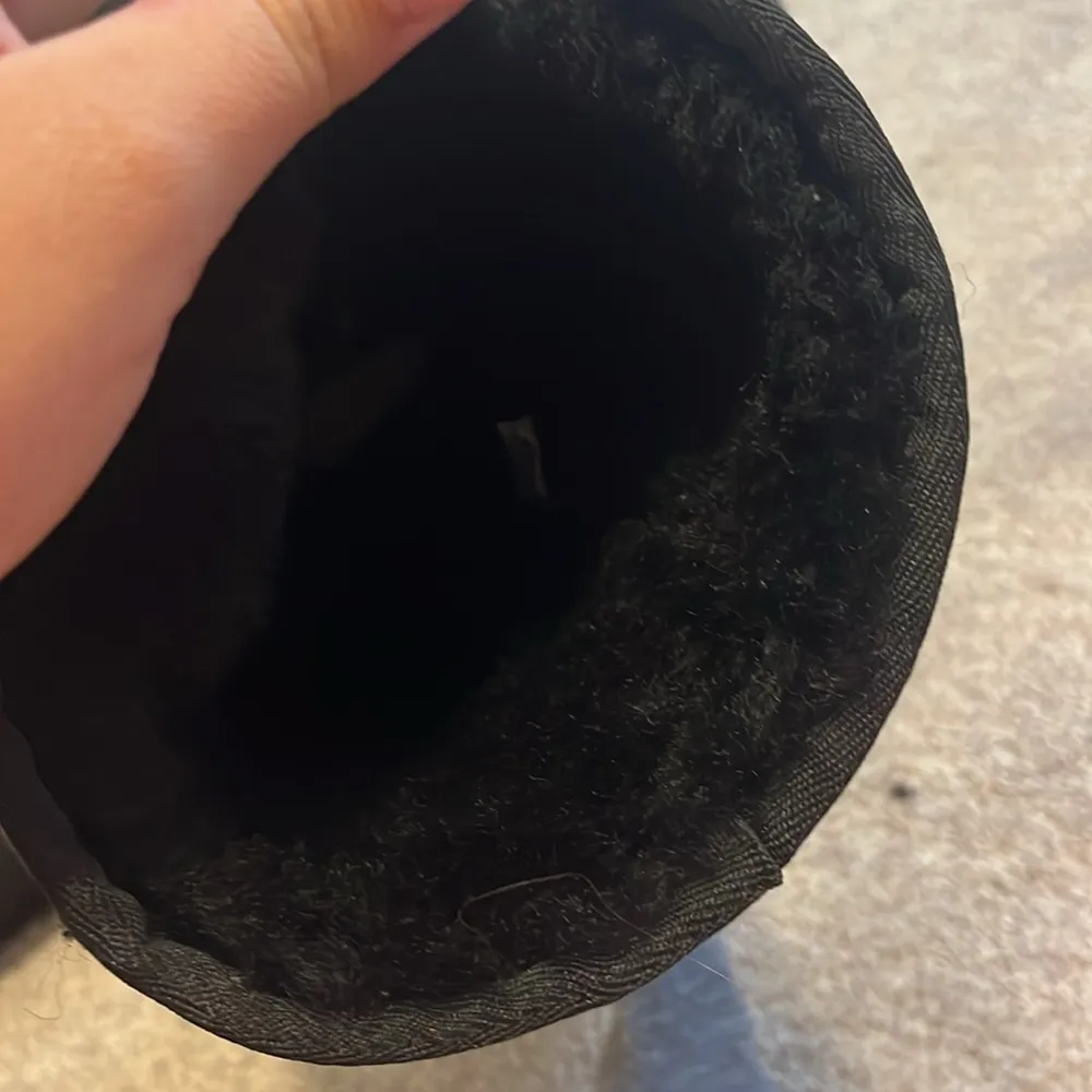 Black UGGS - Image 6