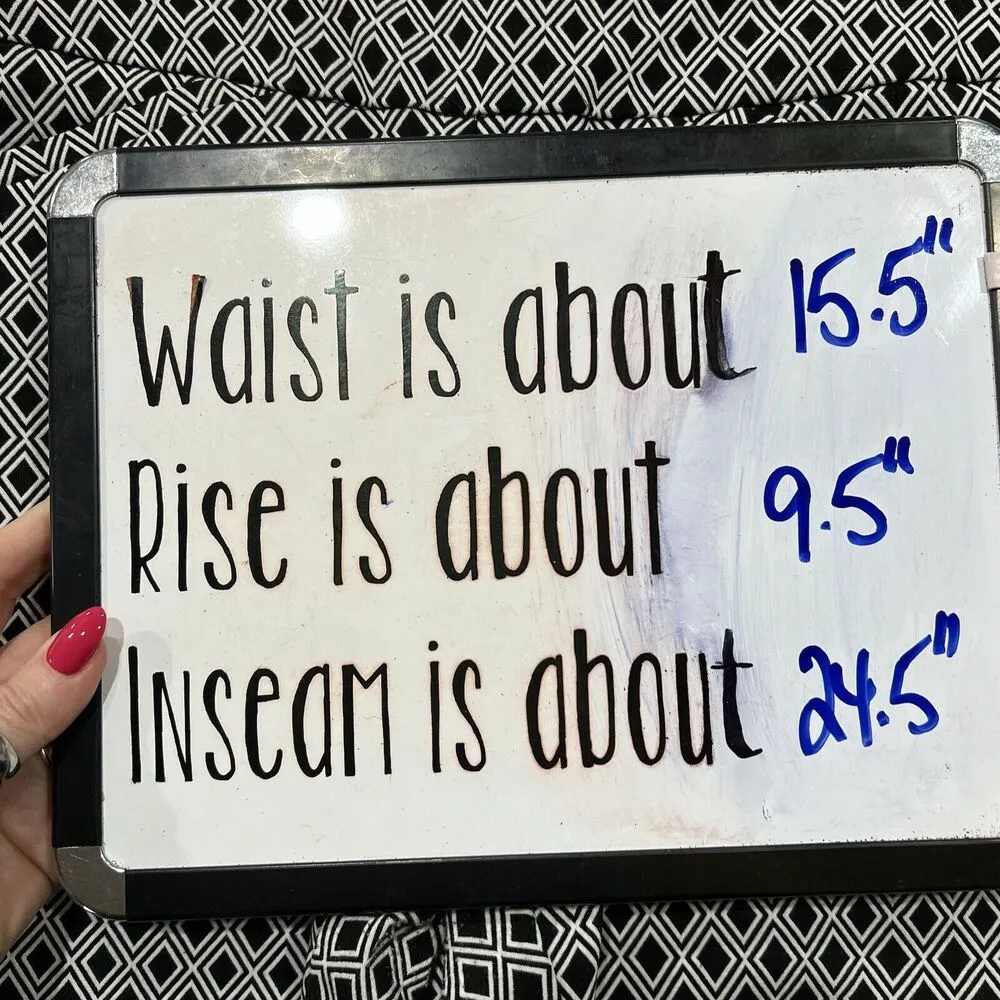 Chico's  Size 0.5 US S 6 Fabulously Slimming Brigitte Diamond Print Ankle Pants - Image 10