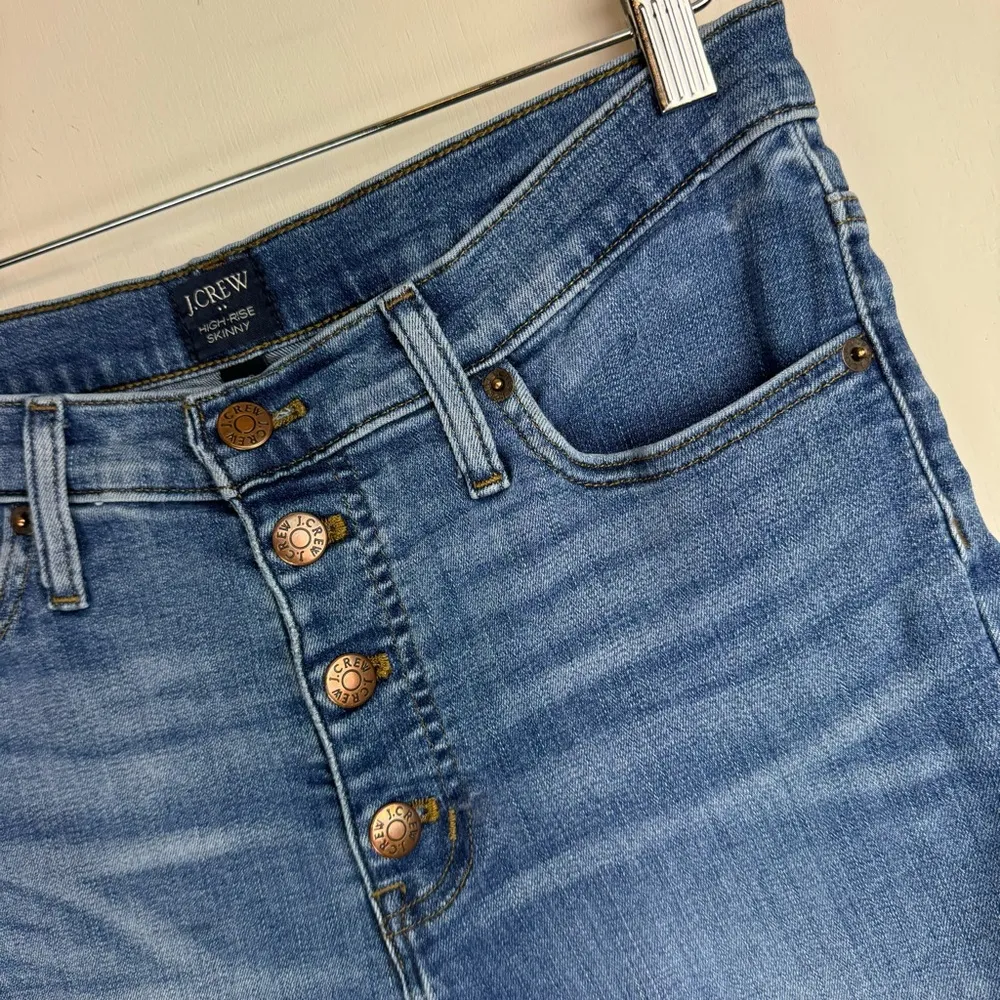 J. Crew High Rise Skinny Jeans Sz 29 Button Fly Stretch Medium Dark Wash Raw Hem - Image 7