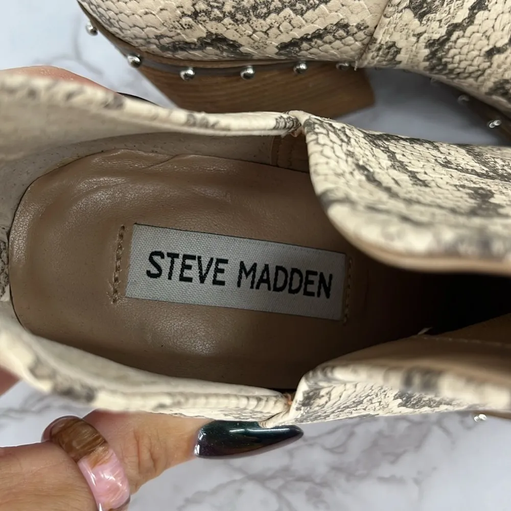 STEVE MADDEN Alyse Bootie Light Snakeskin Pointed Toe 6M Edgy Mobwife‎ Rocker - Image 2