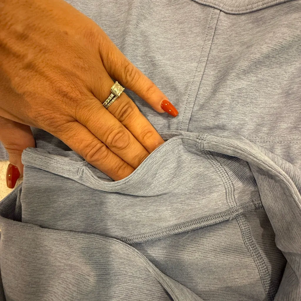 Outdoor Voices Heather Blue Coordinated Workout Set, NWOT Size: Medium - Image 15