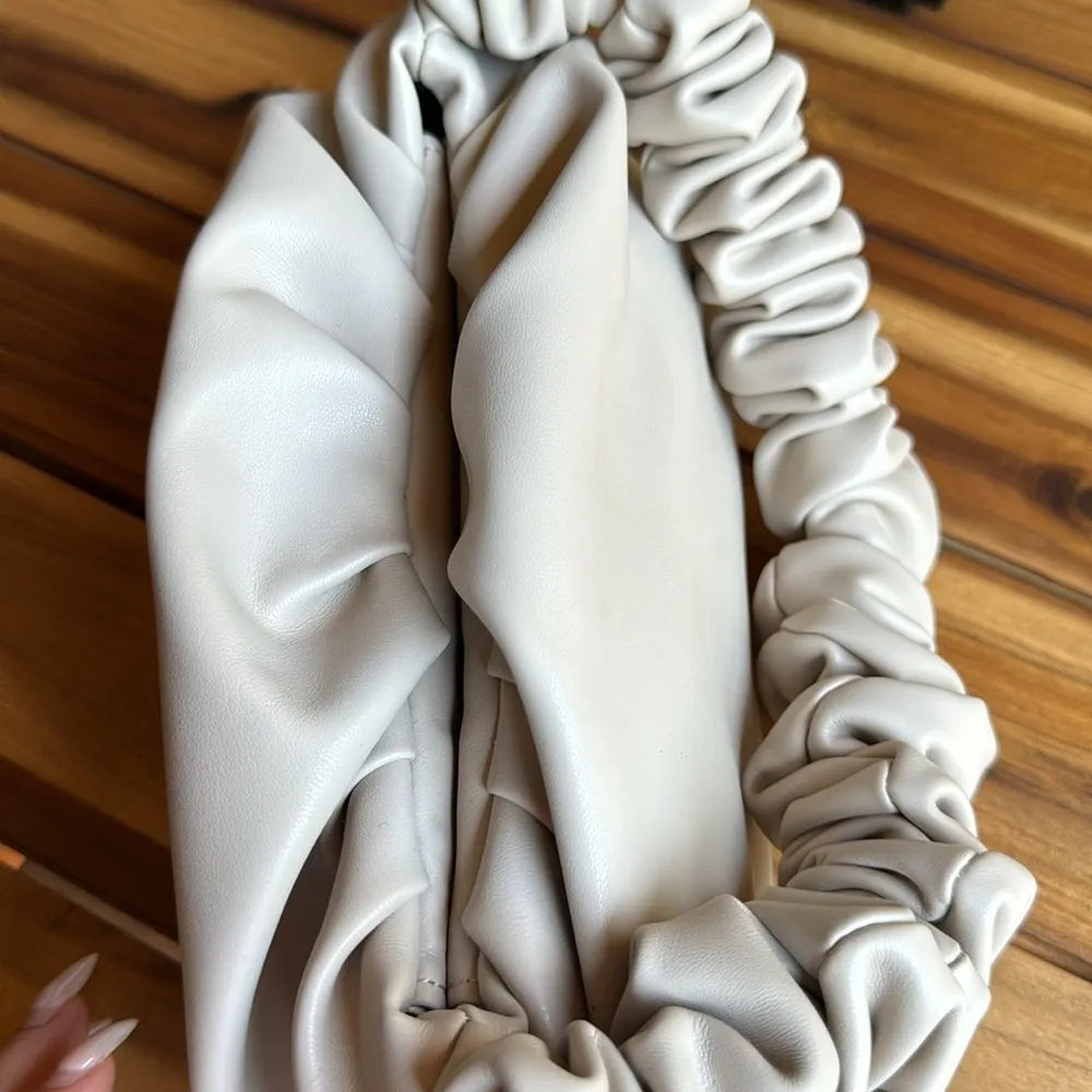 THE PARKER BAG - Image 7