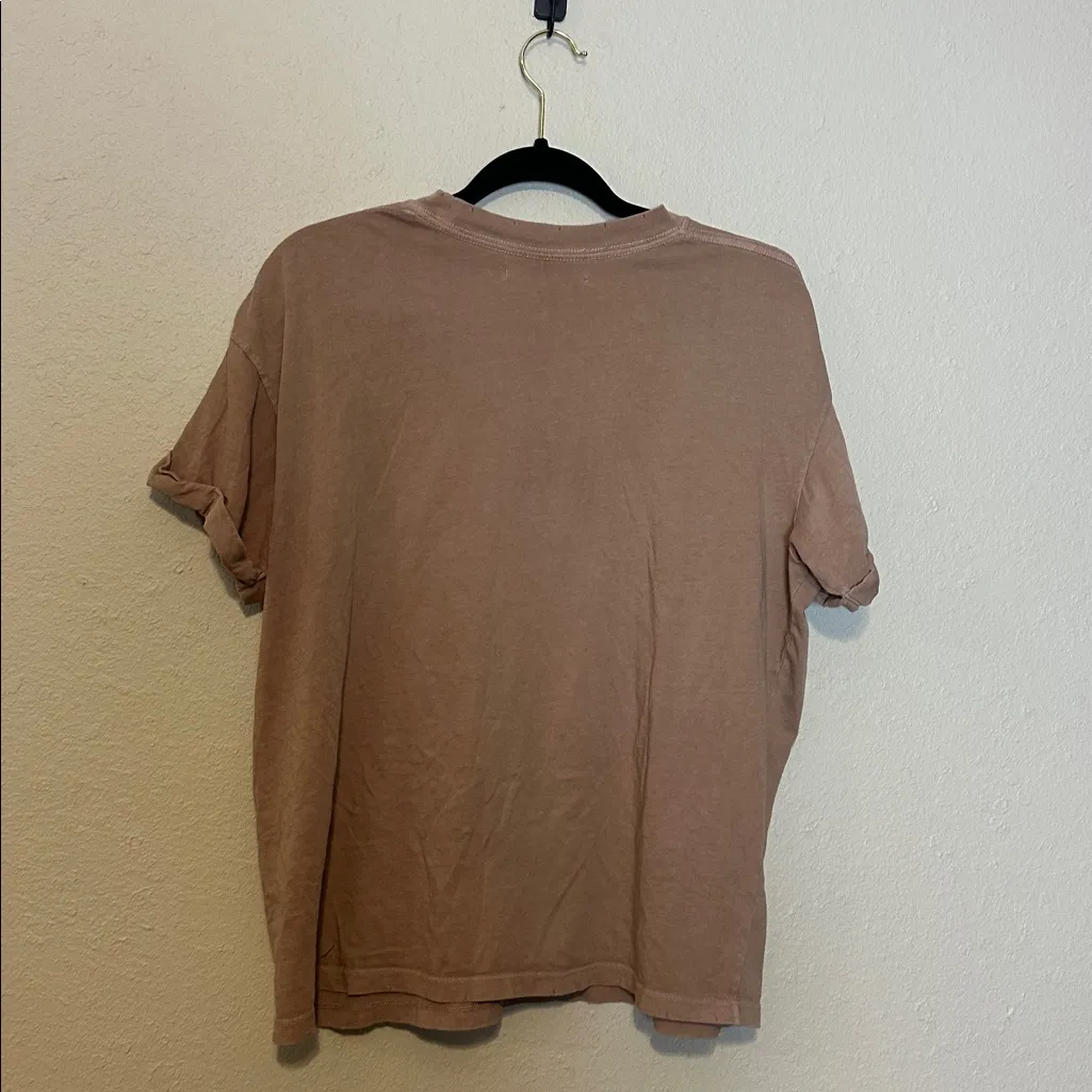 Girl Dangerous Collegiate Leo Graphic T - Image 7