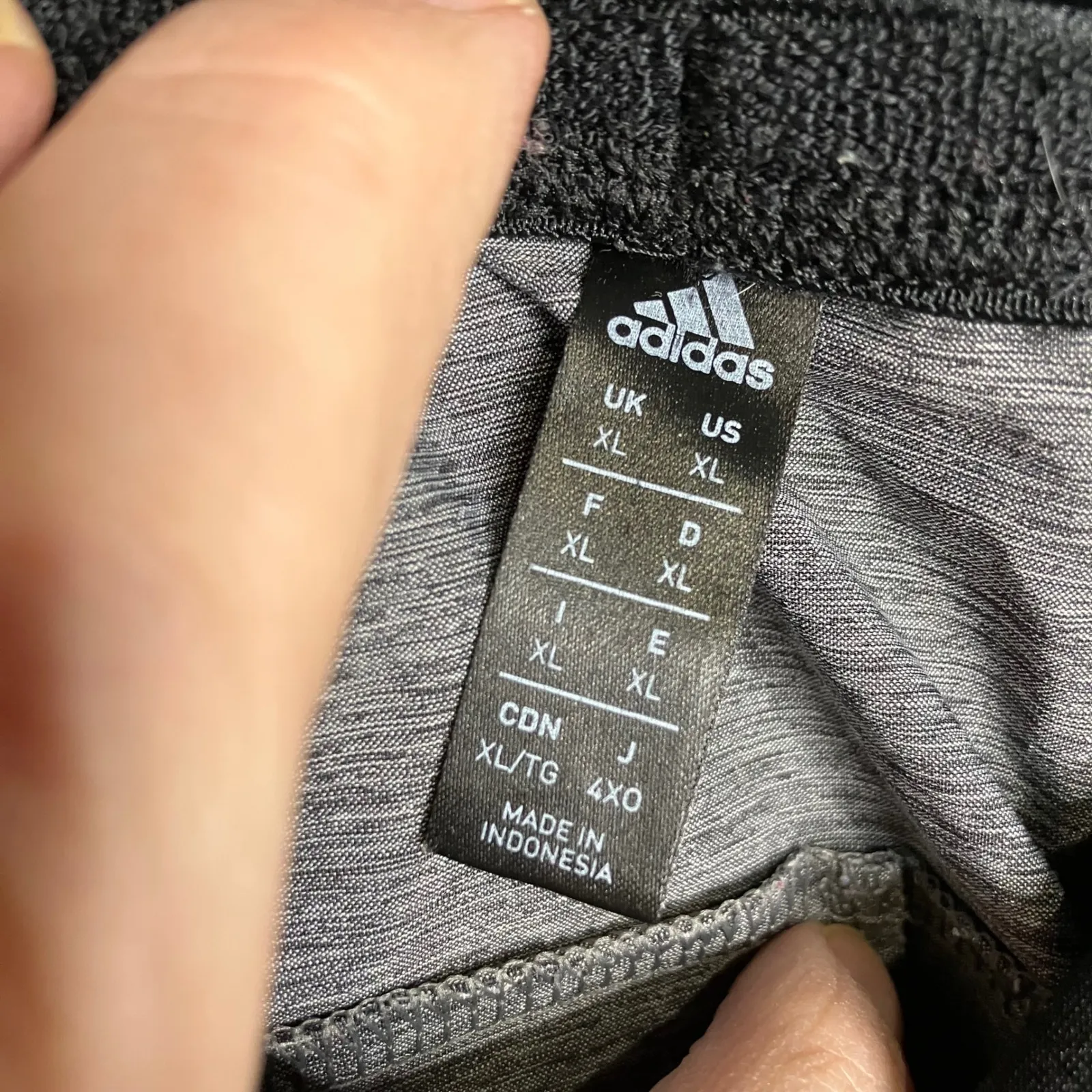 Adidas axis woven 3.0 training shorts gray black men's size XL athletic - Image 5