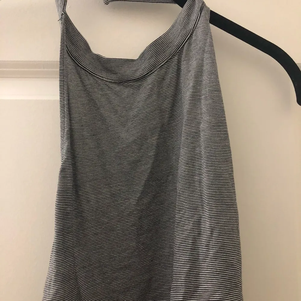 🆕 NWOT Rehab Halter Striped Crop Top - Image 2