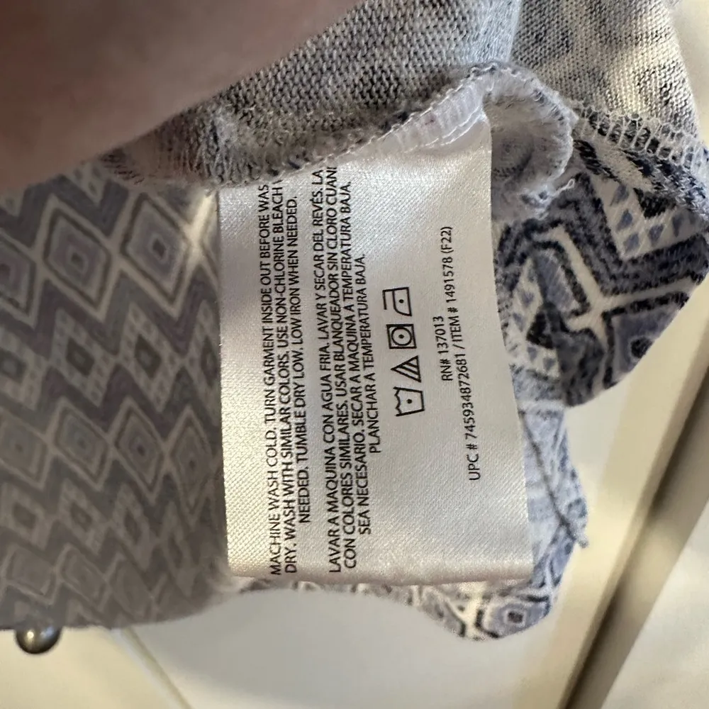 Orvis Womens Short Knit Top Sz Large Blue V-Neck High Low Hem - Image 10