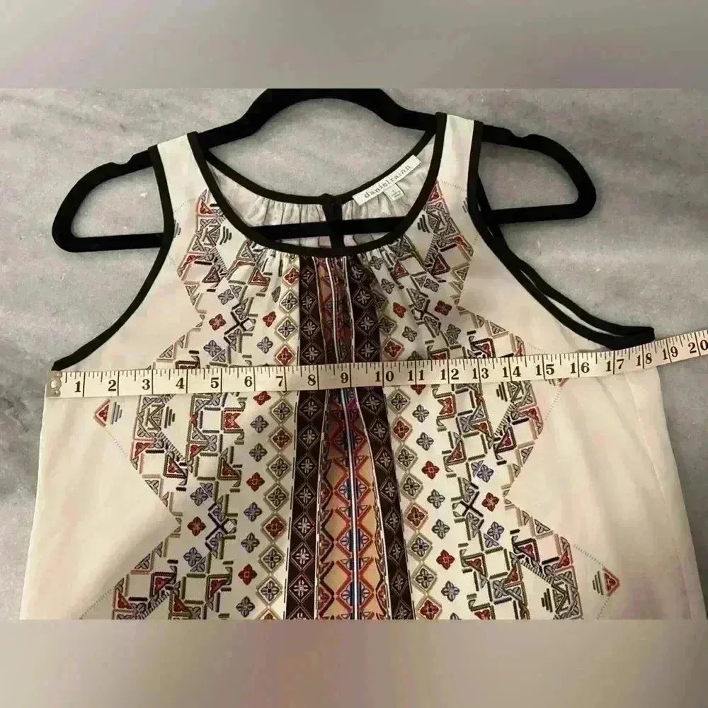 Daniel Rainn Flowy Layered Earth Tone Aztec Print Sleeveles Blouse Button Size S - Image 13