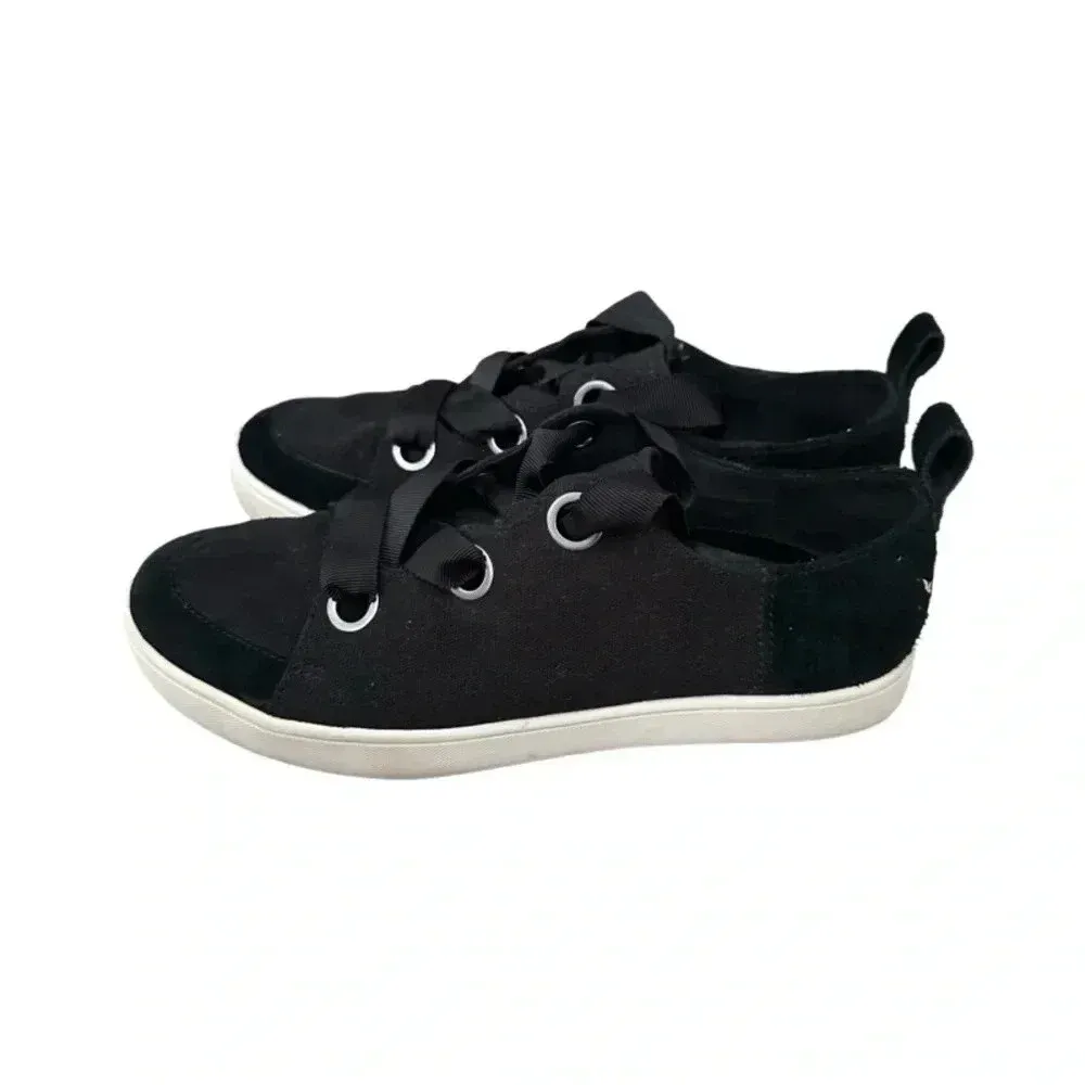 Koolaburra UGG Penley Sneakers Black Ribbon Lace - Image 2