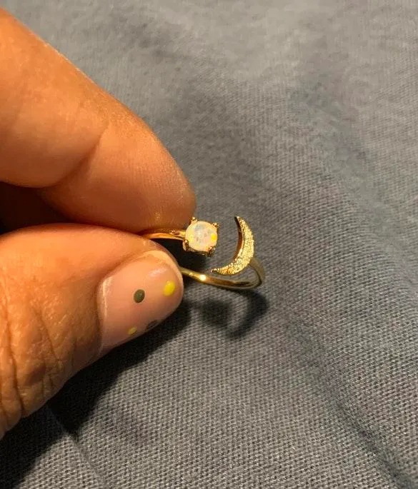 Beverly Hills Boutique Ring... Gold - Image 5