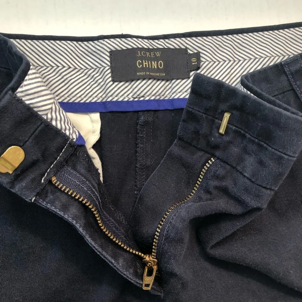 J. Crew Shorts Navy Blue Chino City Fit Shorts Sz 10 GUC - Image 4