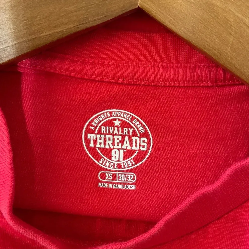 Women’s Georgia Bulldogs  red short sleeve T-shirt XS - Image 4