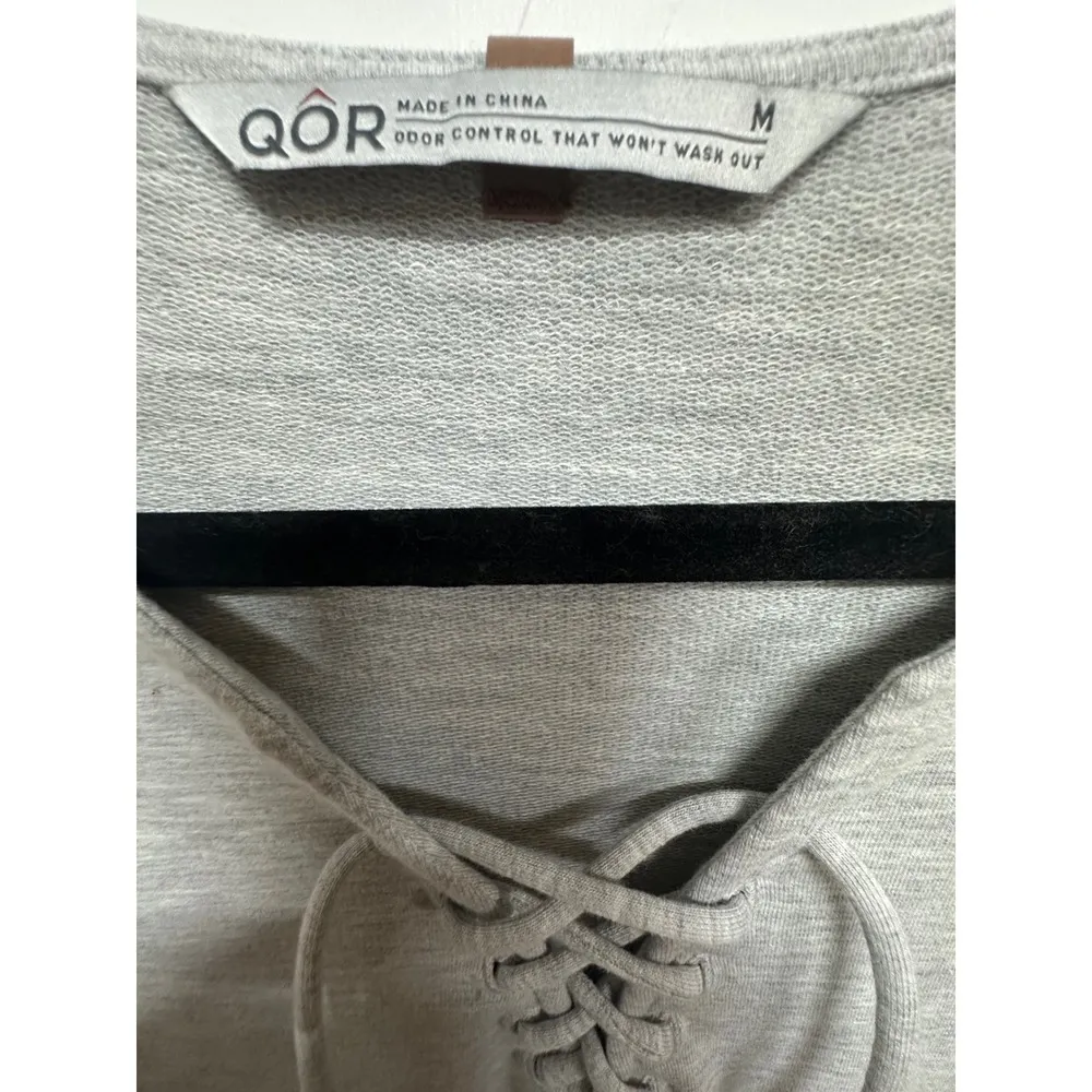 QOR Kit Women's Sweat Oder Control Fabric Tie Front VNeck Gray Dress Size Medium - Image 3