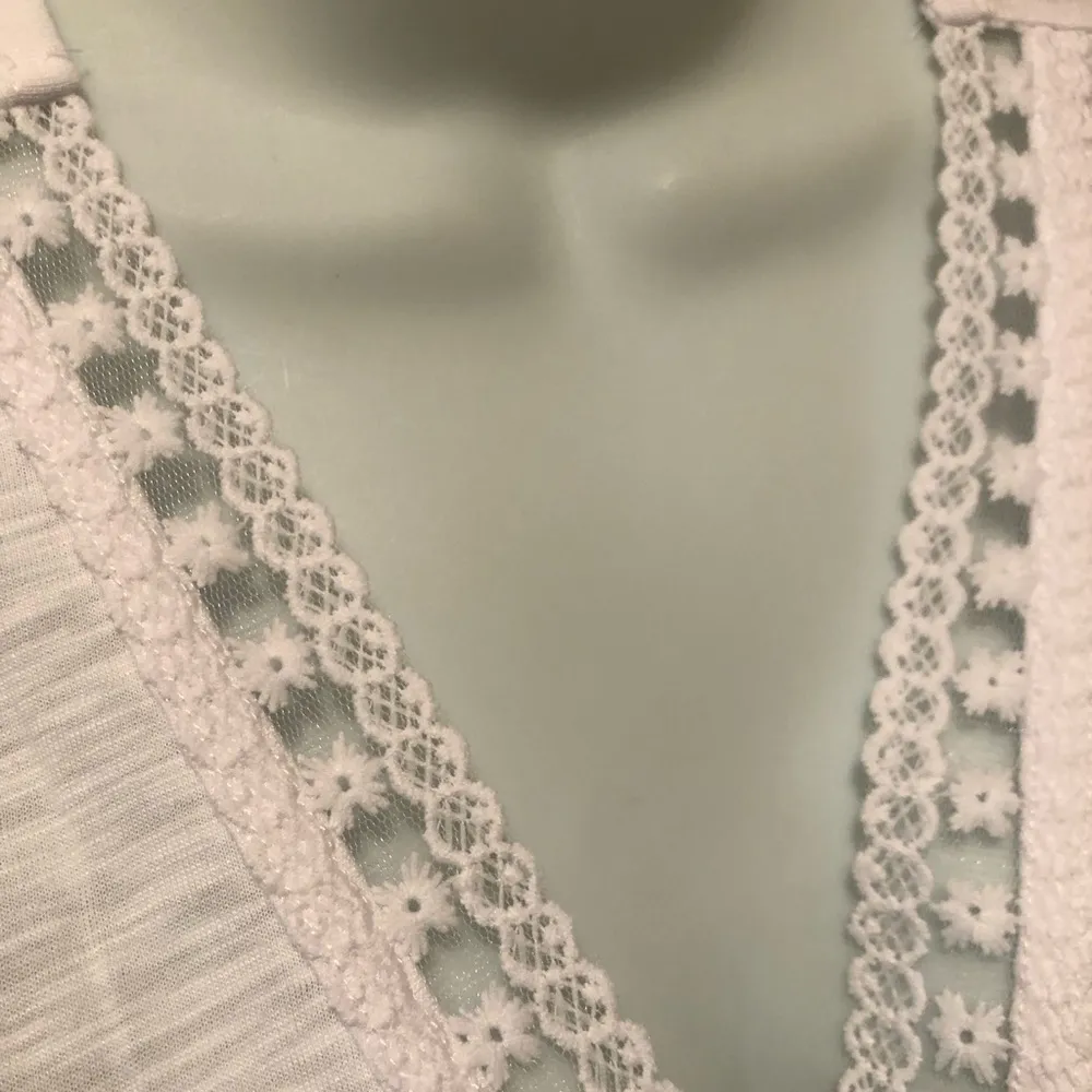 Belle Beach by Kim Gravel Regular Slub Knit Tie Front Cover Up QVC 1X Beach Wear White - Image 7