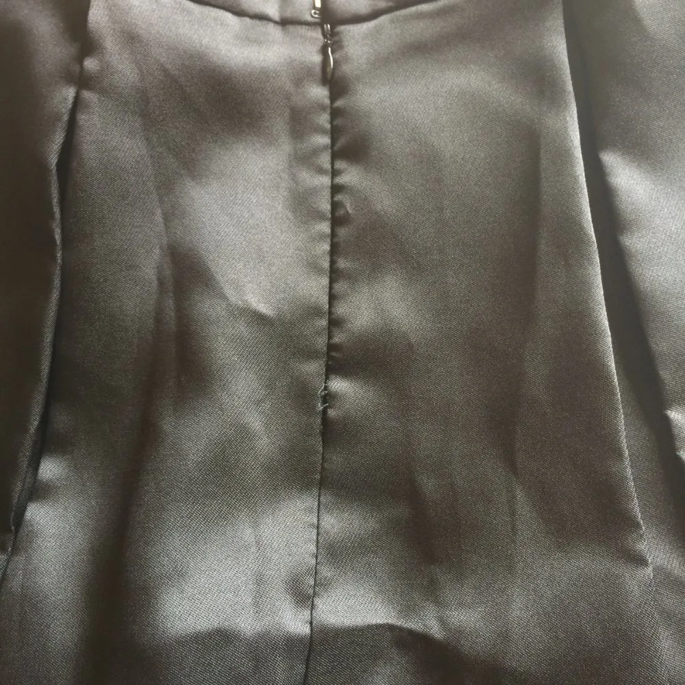 NWD Xscape women's size 10 beaded crop top bounce skirt combo set NEW small tear - Image 7