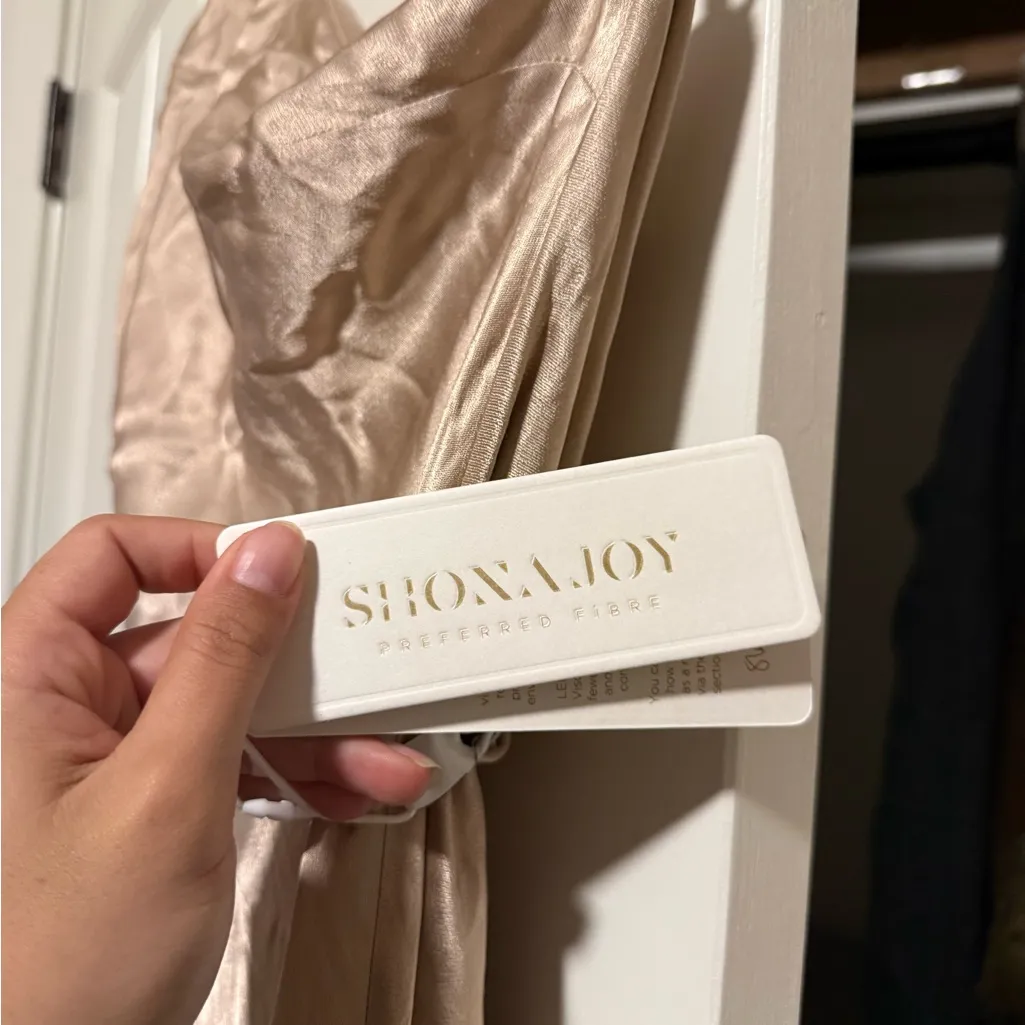 NWT Shona Joy La Lune Elegant One-Shoulder Cream Dress - Image 4