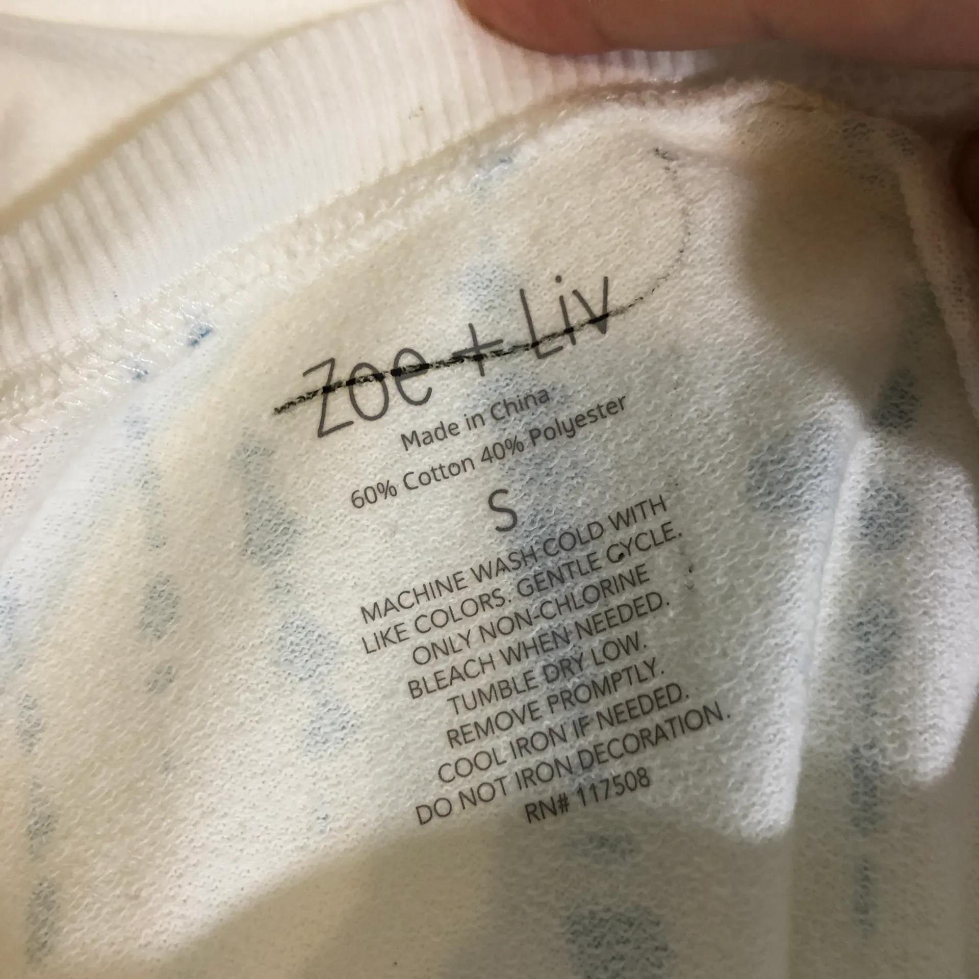 NWOT Small It’s All Bueno Sweatshirt Sweater Top New - Image 4