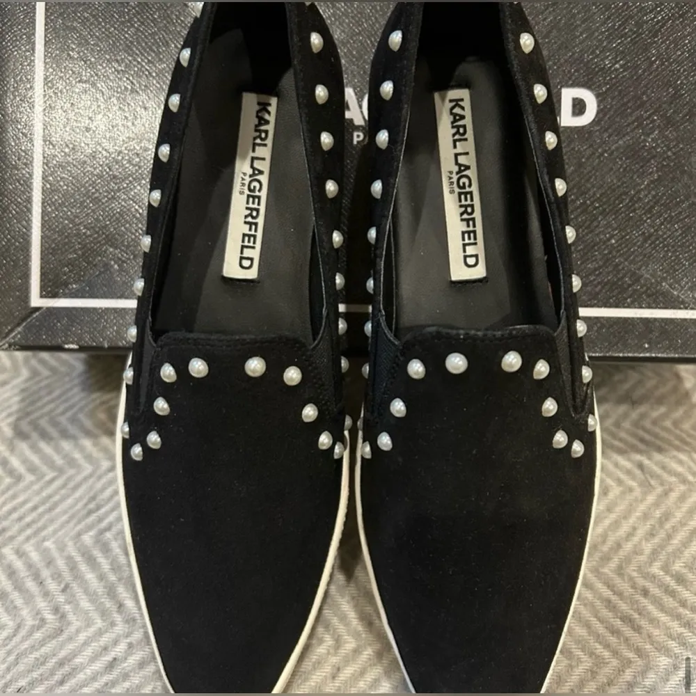 Karl Lagerfeld Paris Amory Women Size 6.5 M Pearl Black Suede Sneaker Shoes - Image 4