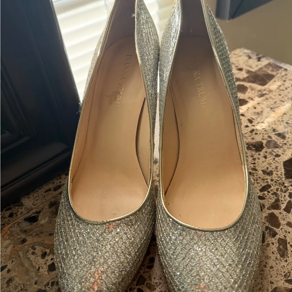 Ivanka Trump Glittering Gold & Silver texture Heels - Image 2