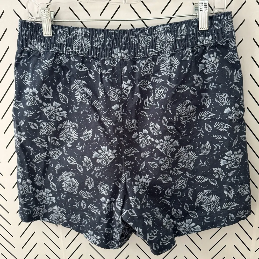 JACHS GIRLFRIEND Women’s Sz M Coastal Blue Floral Stretch Chino Preppy Shorts - Image 5