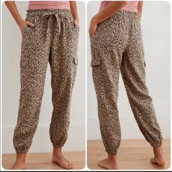 Aerie Leopard Print Pant - Image 4