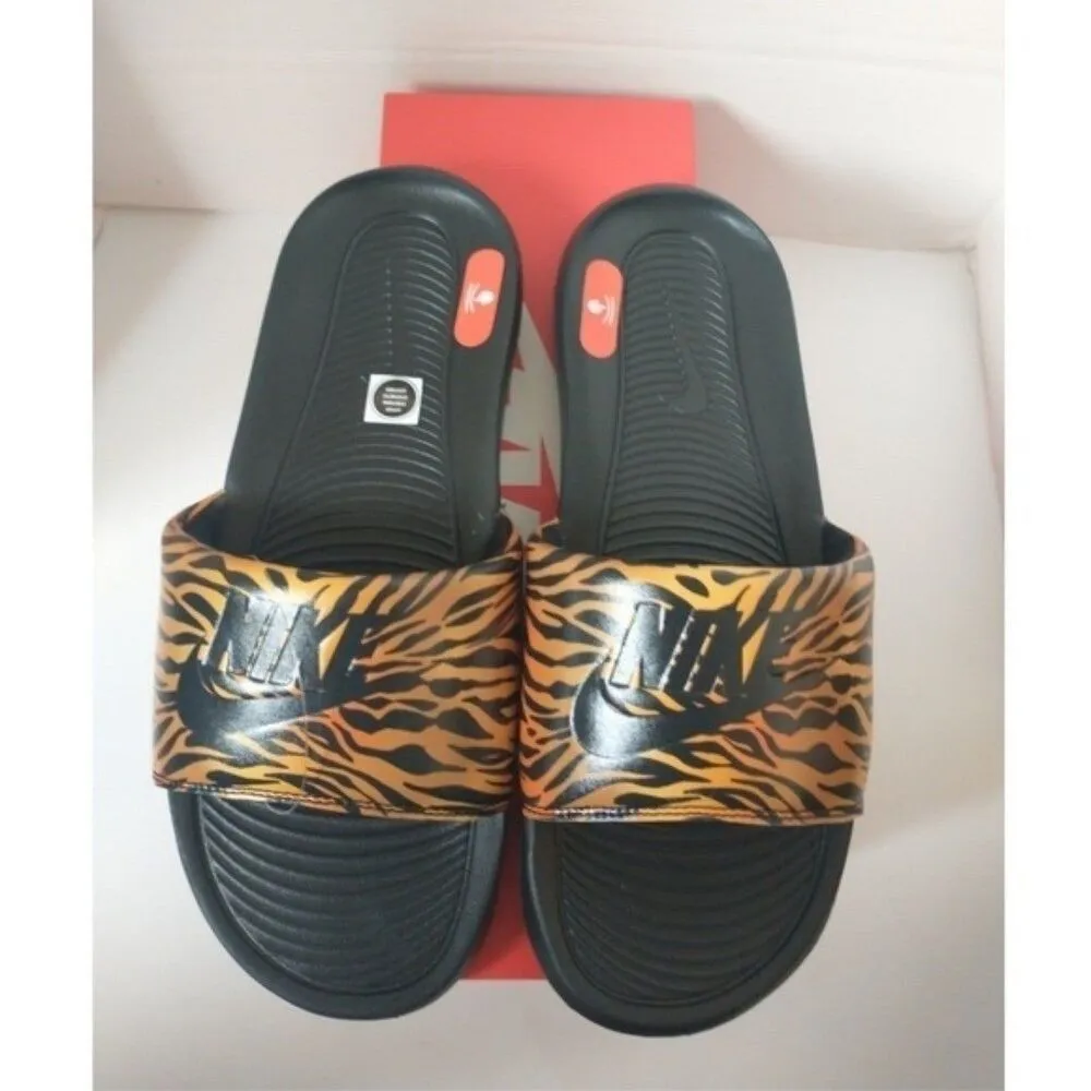 New! NIKE Women's Victori One Animal Print Slide Sandals Shoes Open-Toe - Image 6