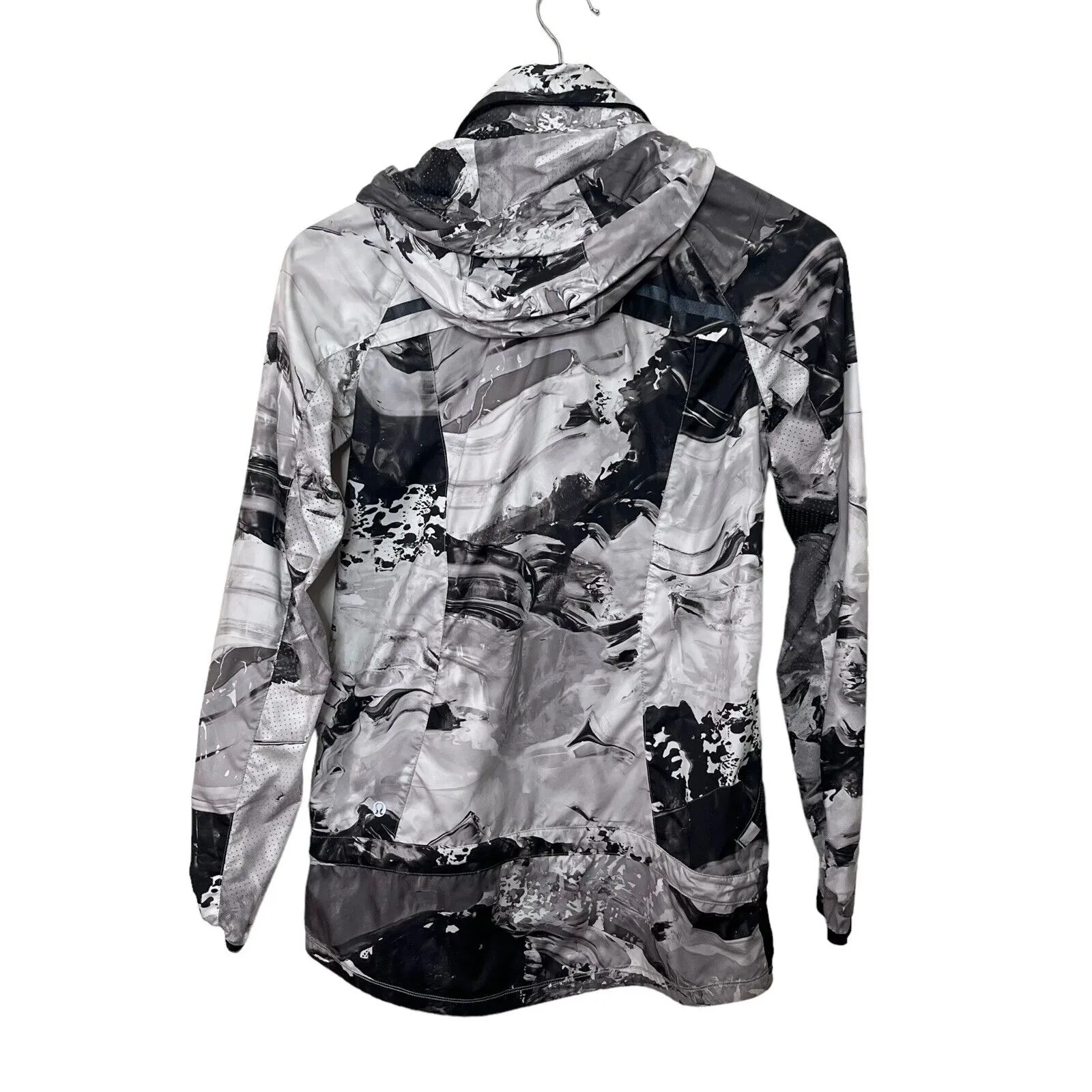 Lululemon Miss Misty II Jacket Women’s Size 2 Packable Lightweight Reflective - Image 8