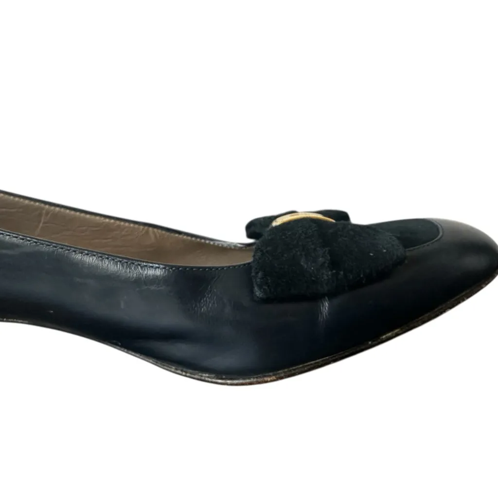 Salvatore Ferragamo Vintage Classic Bow Pumps - Image 12