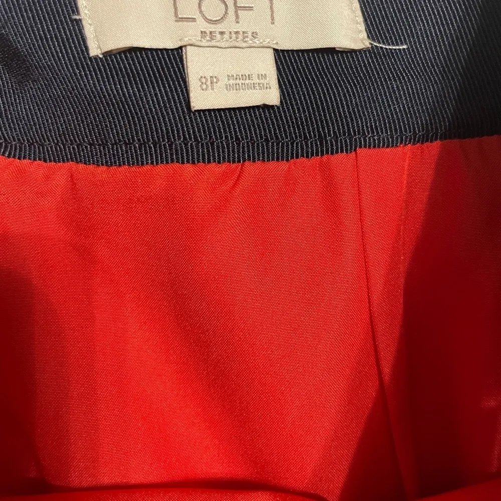 Loft Skirt Red Patch Pocket Kick Pleat Mini size 8 - Image 3