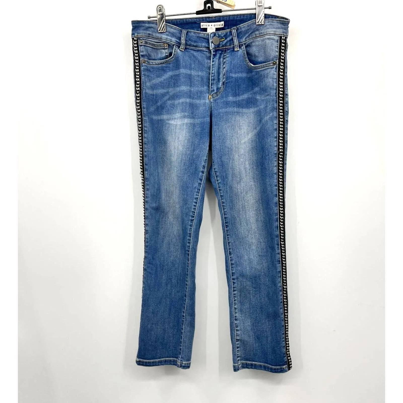 Alice + Olivia Chain Detail Blue Denim Side‎ Tape Jeans Light Wash Size 28 6 - Image 2