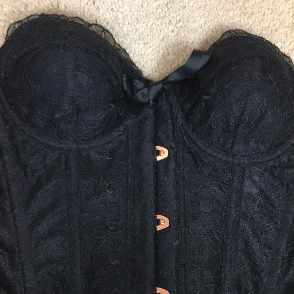 Savage x Fenty Women’s Black Lace Bow Tie-Up Back Corset Bustier Lingerie - Image 2