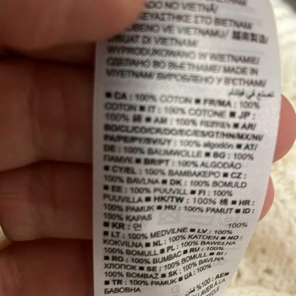 Gap Crochet Sweater Tank Cropped Ivory Frost Sleeveless Vneck Size Large - Image 7