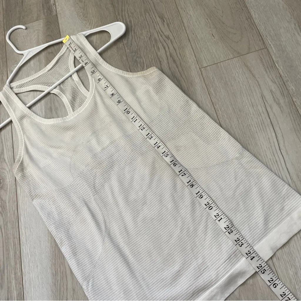 Lululemon Swiftly Tank Top White (size 6) racerback workout running activewear - Image 6