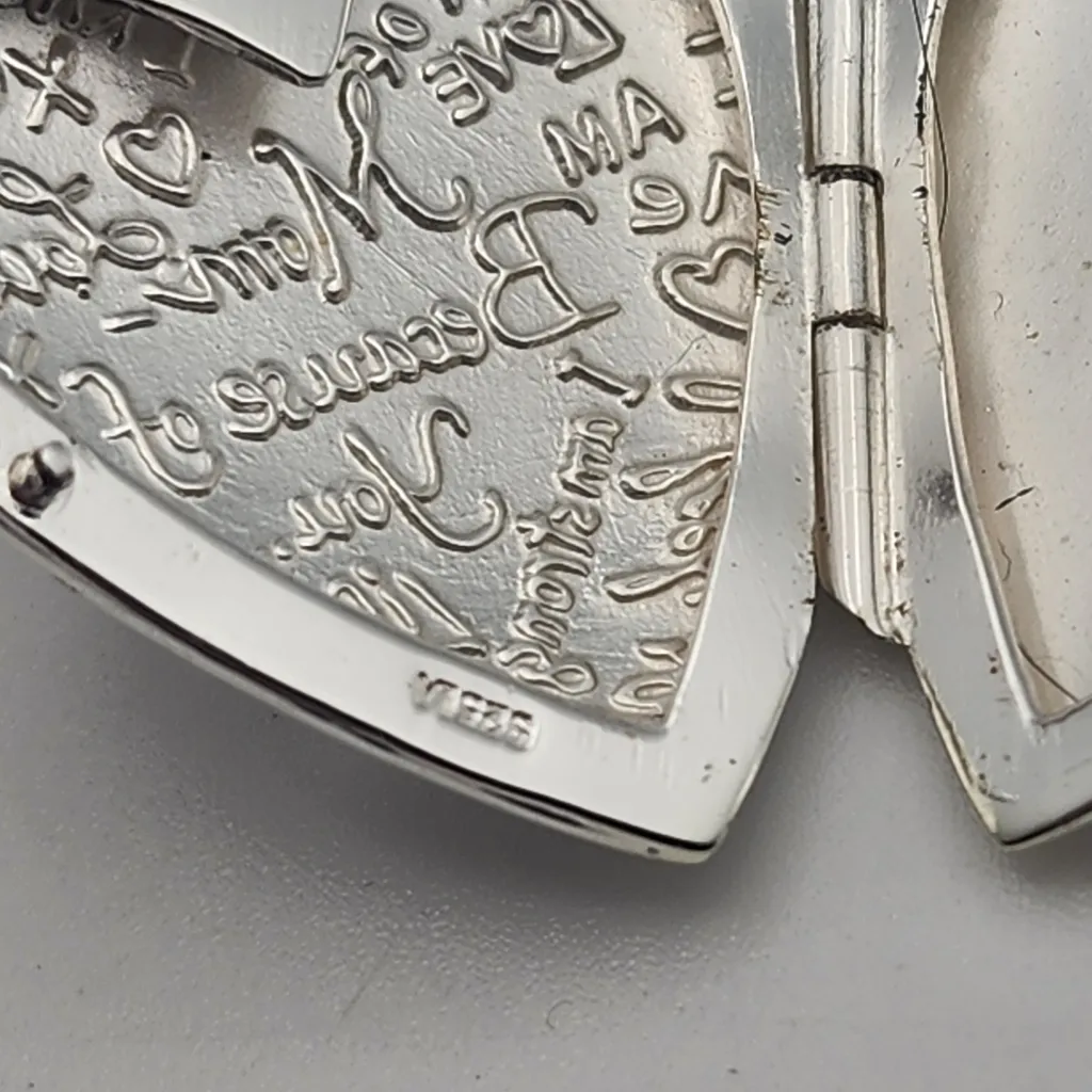 LA Jewelry Sterling Silver Mom Heart Locket - Image 5