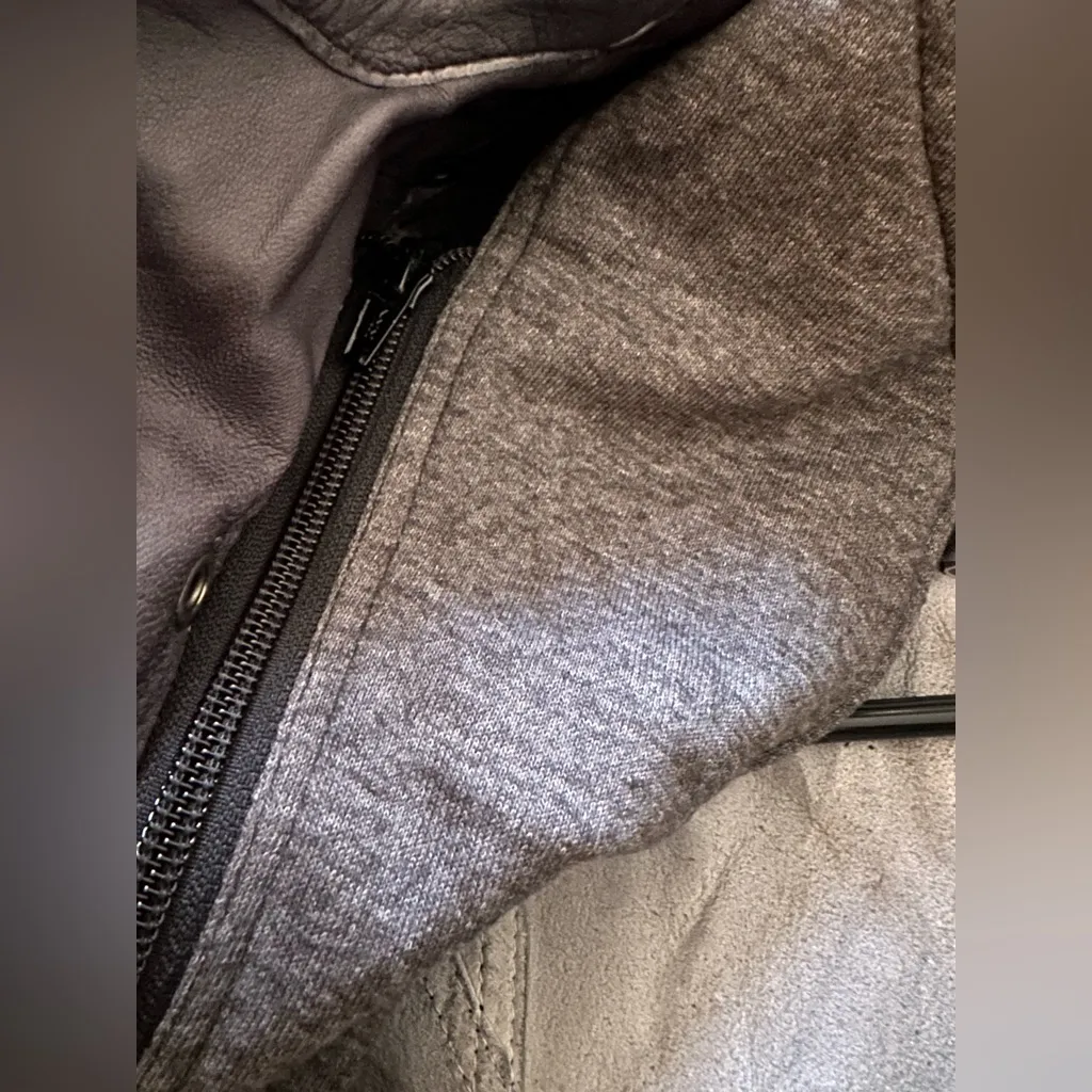 JKT Black Leather Biker Jacket with Detachable Hood Size M - Image 4