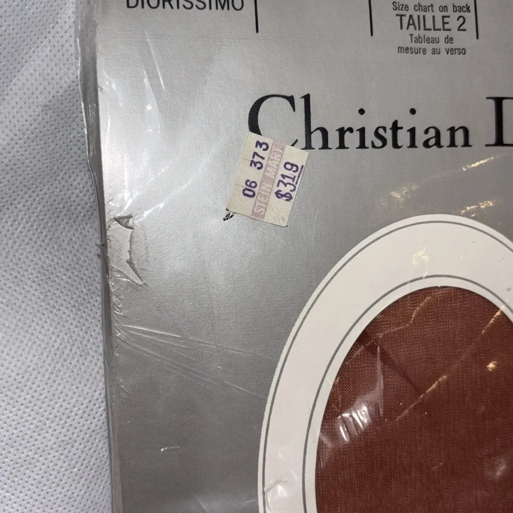 Vintage Christian Dior New sealed Hoisery pantyhose ultra sheer Size 2 Brick - Image 5