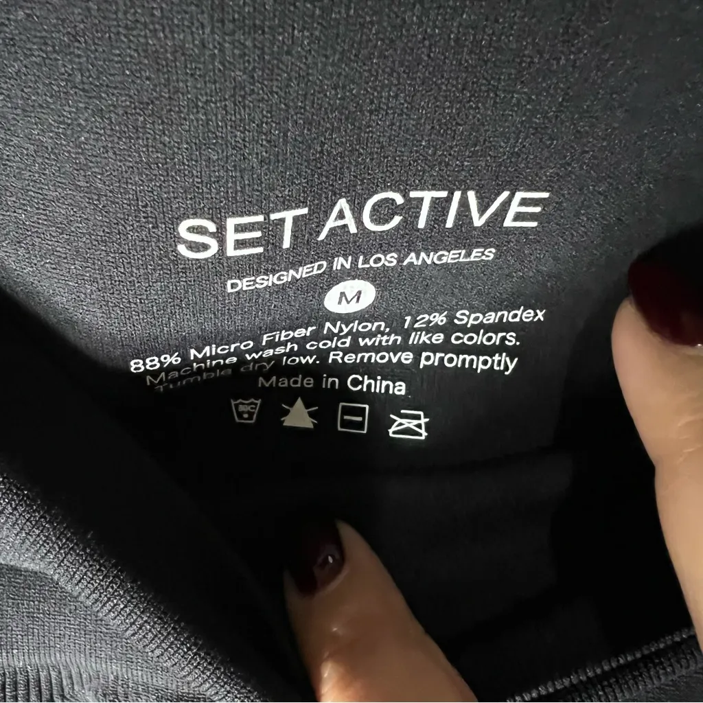 SET Active Black Sculptflex High Rise Leggings - Image 6