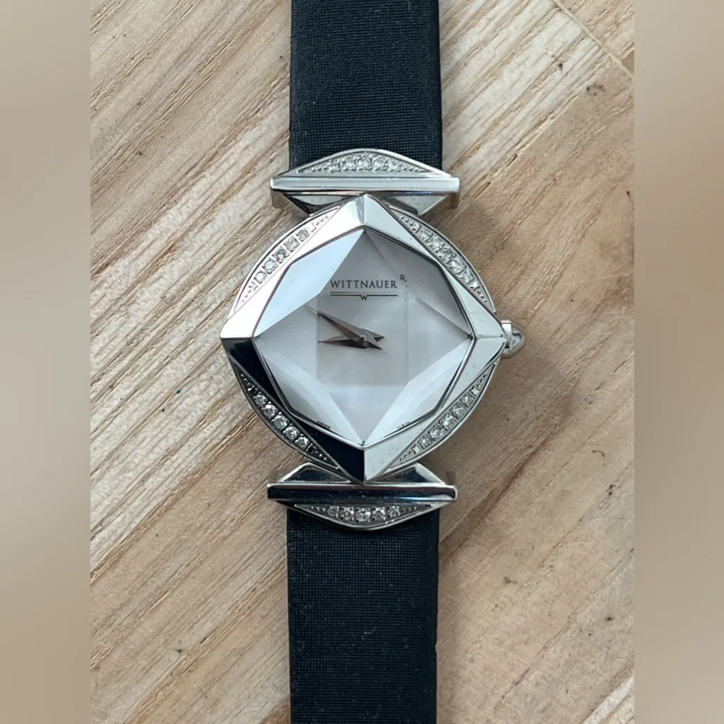 Wittnauer Longines Rare Genuine Diamonds Ladies Watch Uniquely Shaped Crystal Silver - Image 5