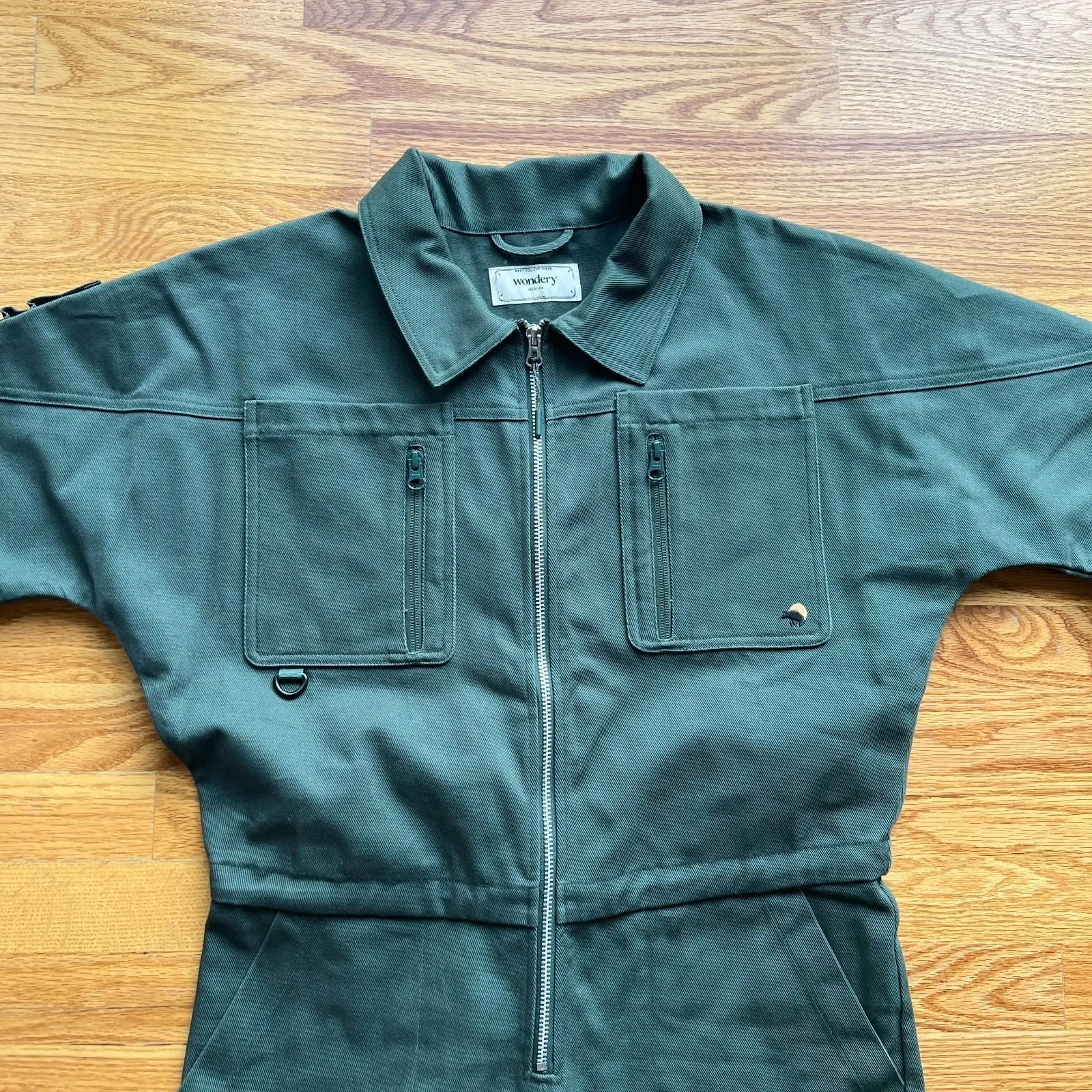 Wondery Outdoors Utility Jumpsuit Women's Medium Green Cargo Short Sleeve Zip - Image 3