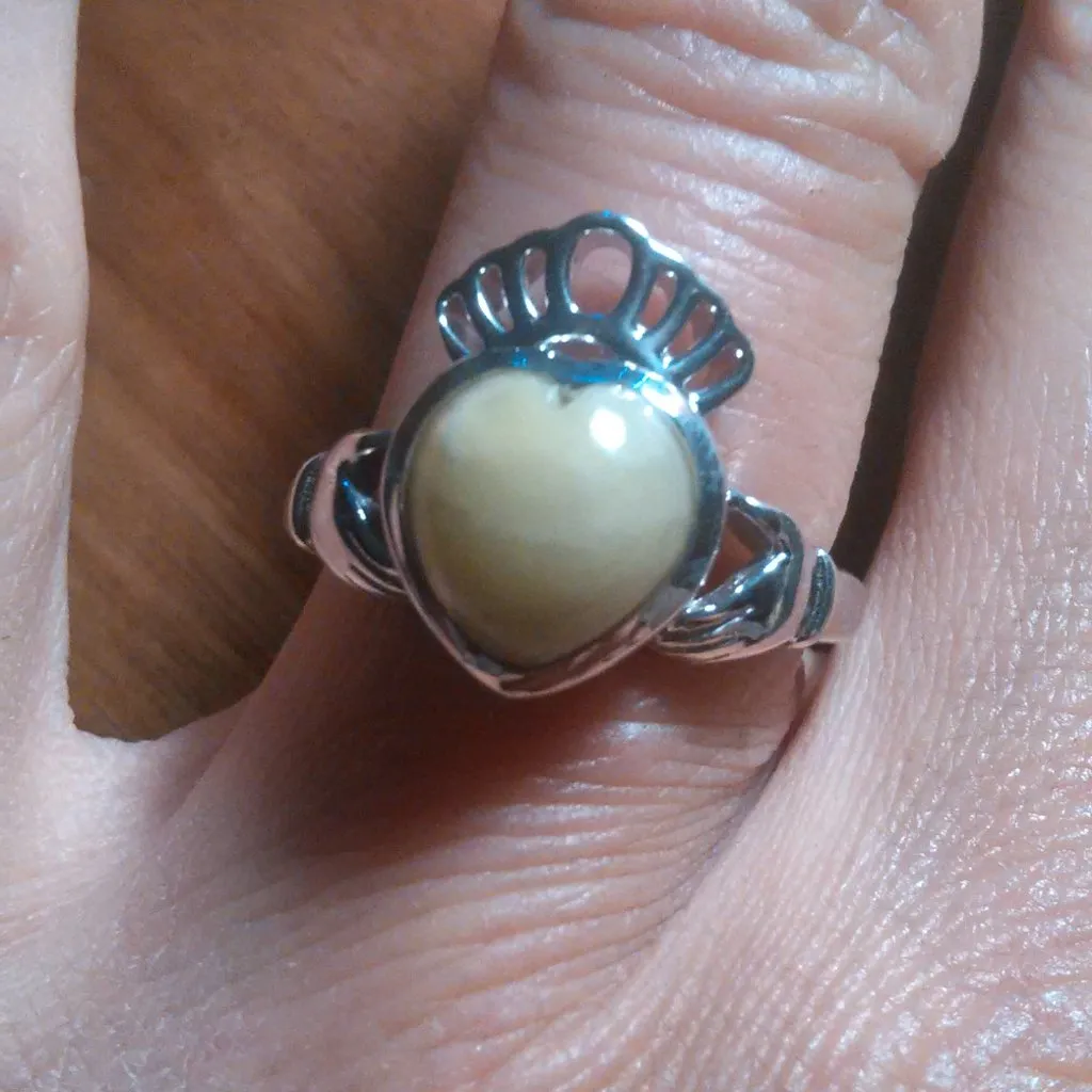 Connemara Marble Claddagh Sterling Silver Ring (Size 7) - Image 9
