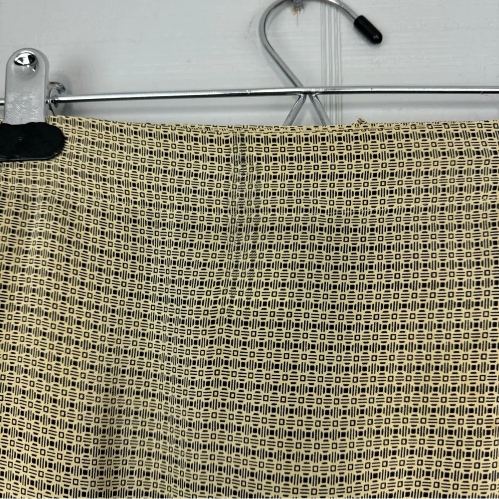Worth Beige & Black Geometric Patterned Silk Mini Wrap Tie Skirt Size 2 - Image 4