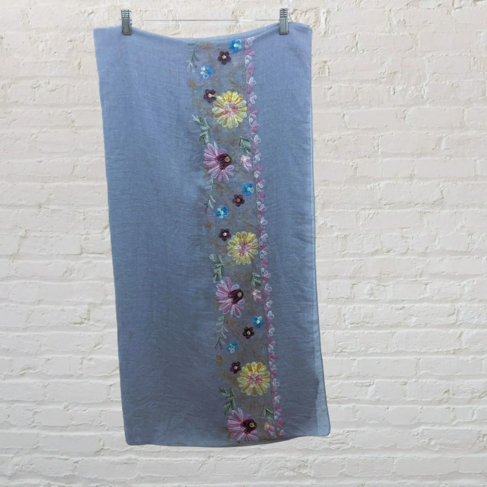 Bijoux Terner Embroidered Floral Shawl NWT - 70" - Image 13