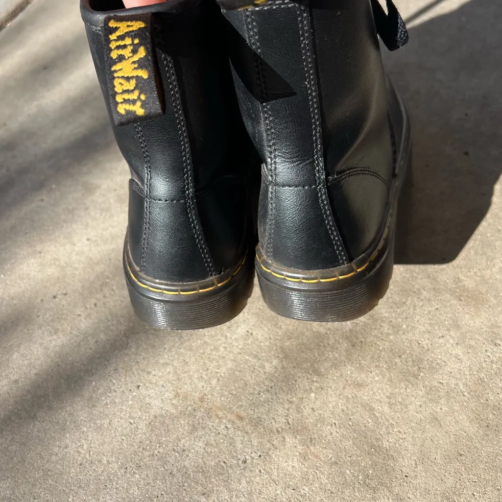 Dr Martens Boots Zavala Black Leather High Tops Women’s Sz 6 - Image 7