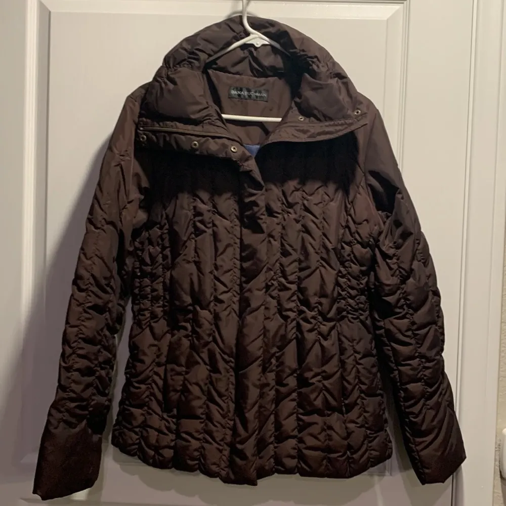 Dana Buchman Brown Puffy Jacket Size Med EUC #3508 - Image 4