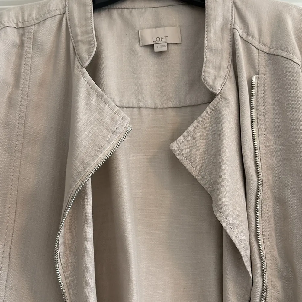 Loft  utility jacket size small. Great condition. - Image 2