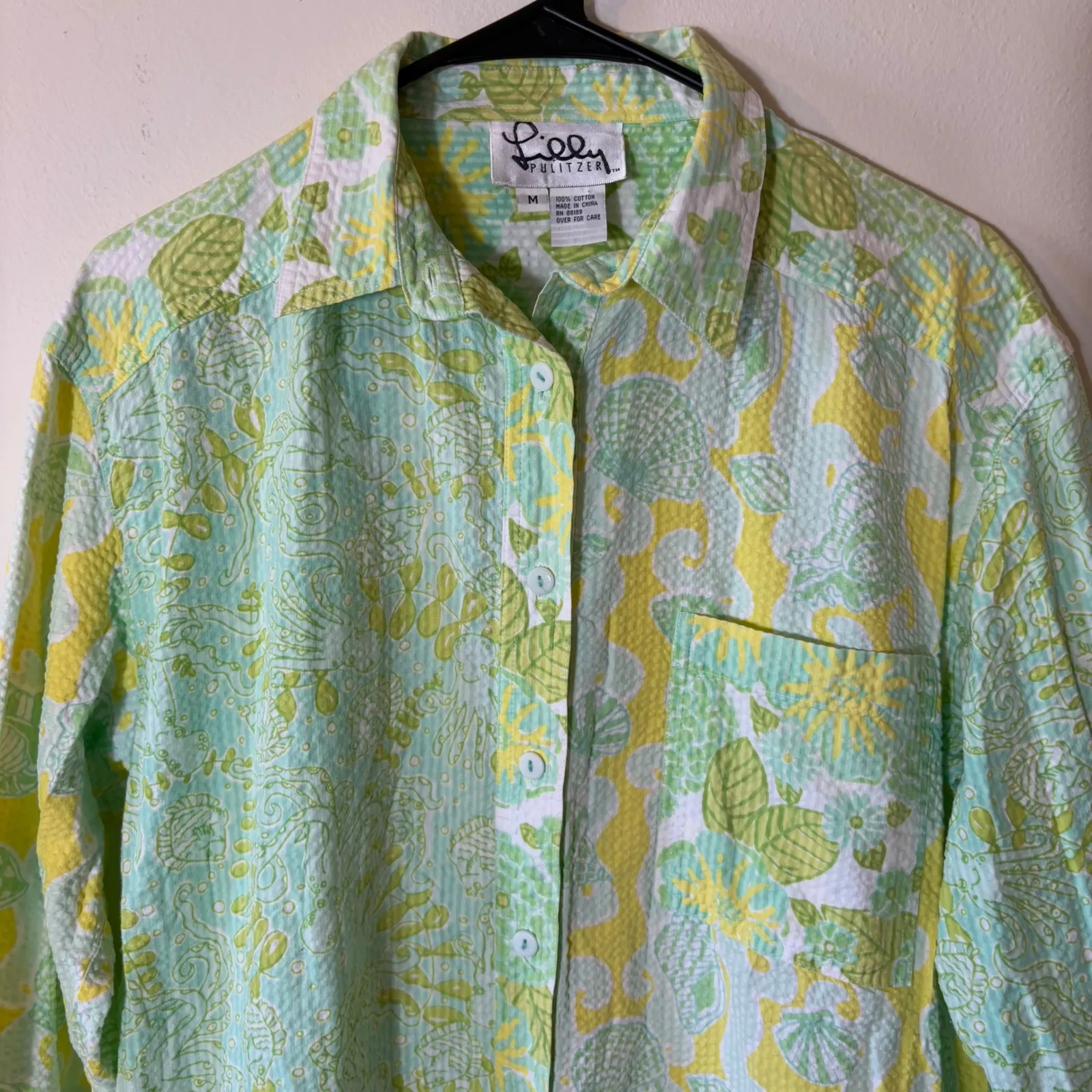 Lilly Pulitzer Womens Medium Button Up Shirt Green Yellow Floral‎ Seersucker - Image 2